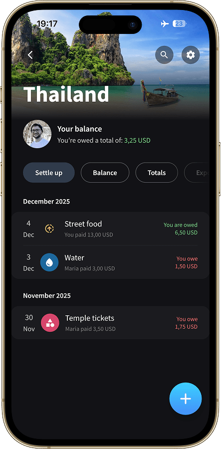 Splital group screen showing offline expense with orange upload icon