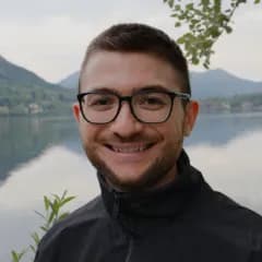 Author’s profile picture.