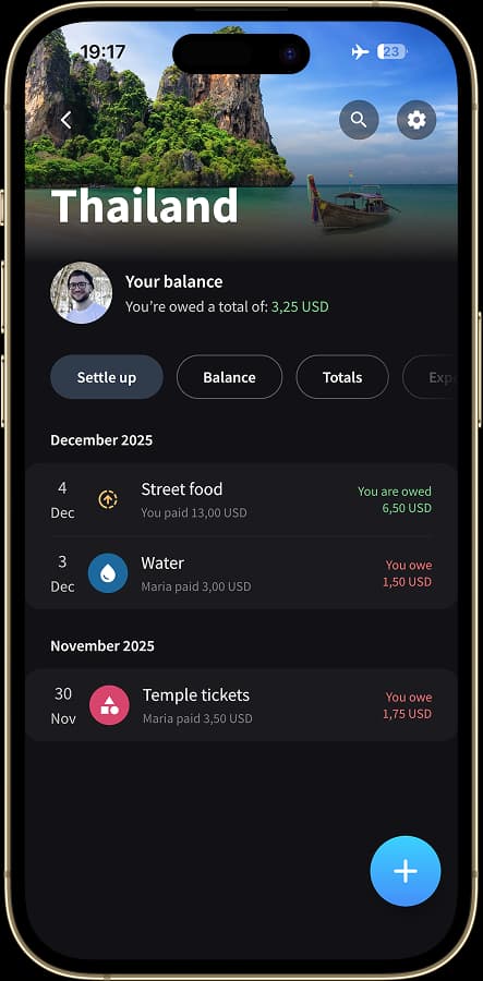 Splital group screen showing offline expense with orange upload icon